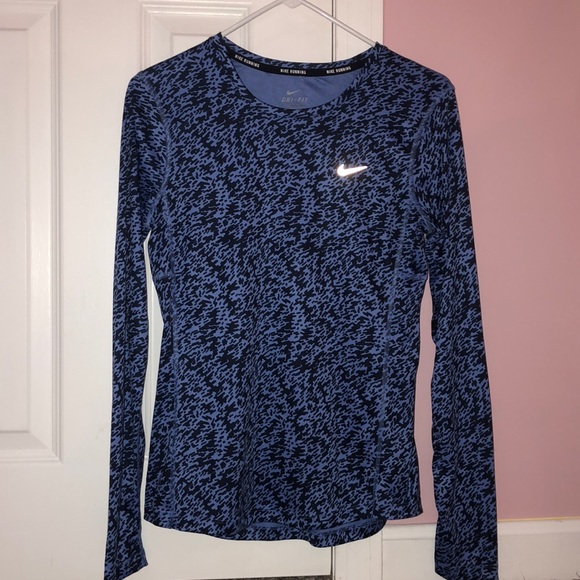 Nike Tops - Nike Running